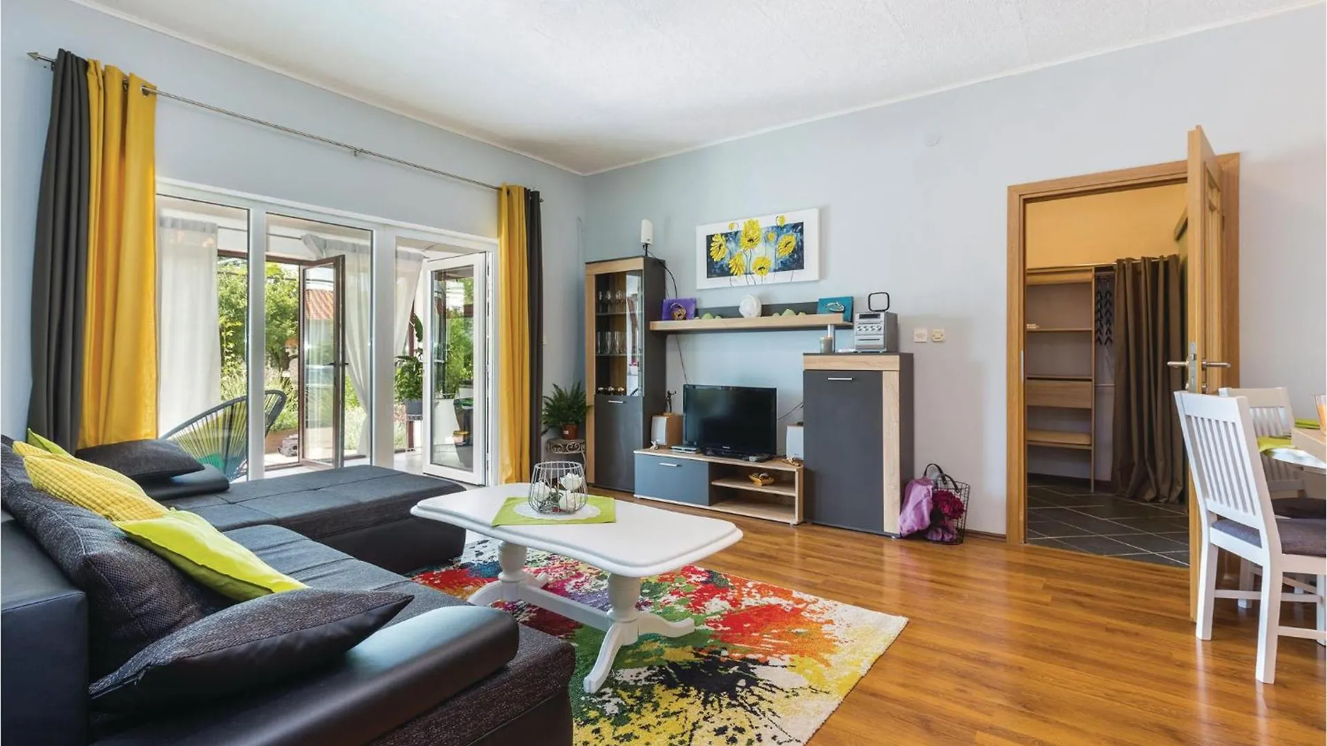 2 Bedroom Awesome Apartment In Krasica 克罗地亚